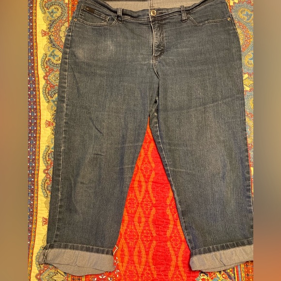 Lee Denim - Lee denim capri pants   EUC